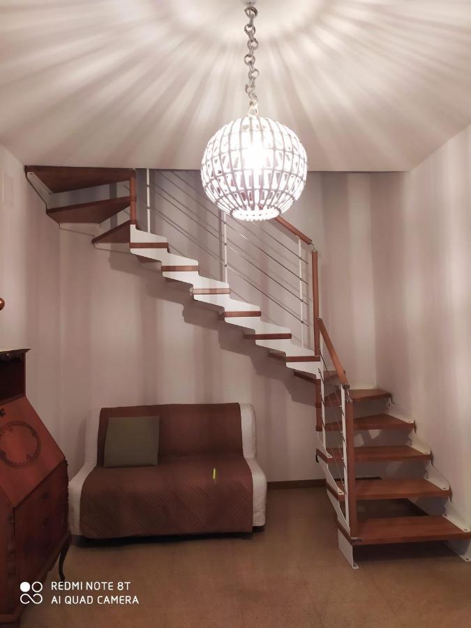 Dante Alighieri House Lägenhet Bari Exteriör bild